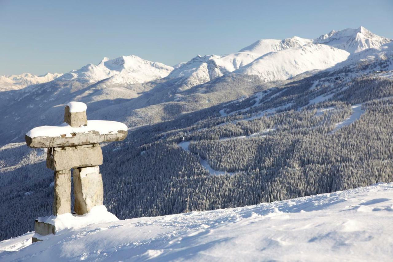 Bright Suite At Ski In/Out Glacier Lodge! Whistler Luaran gambar